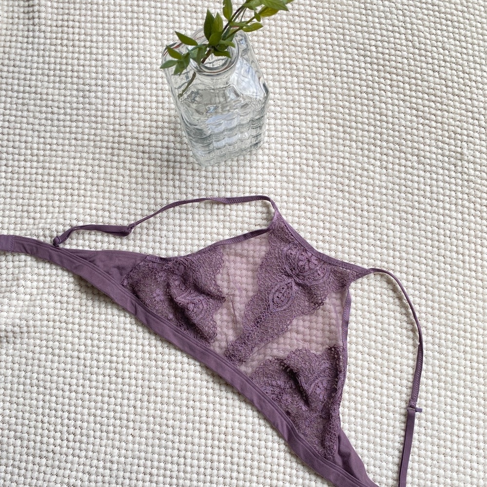 Victoria’s Secret High Neck Lace Bralette